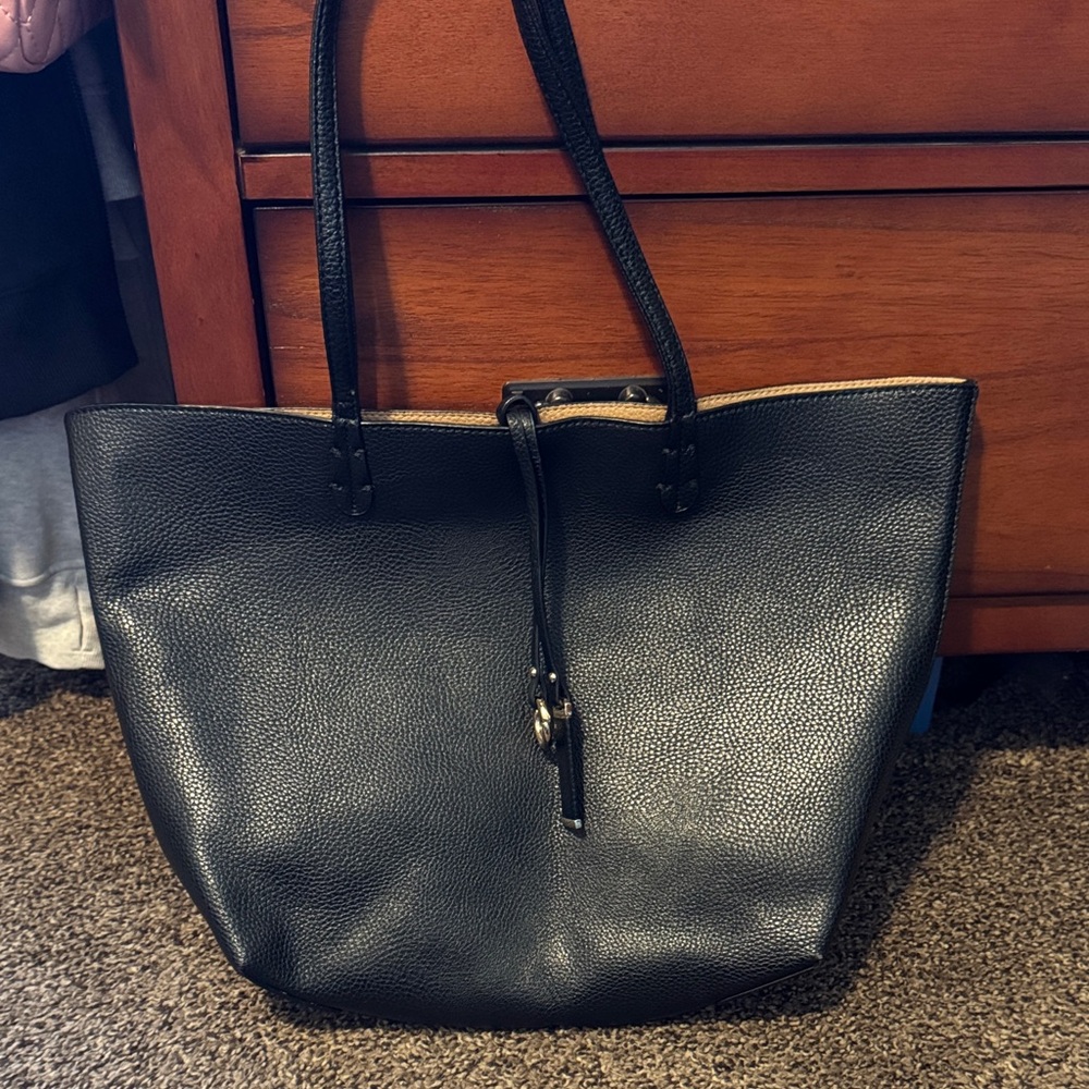 Elegant Black Leather Tote Bag
